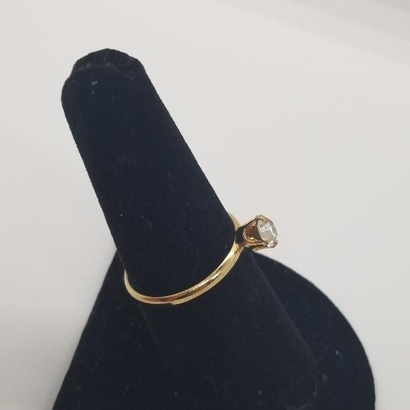 gold tone rhinestone ring size 7.75 - Picture 2 of 4